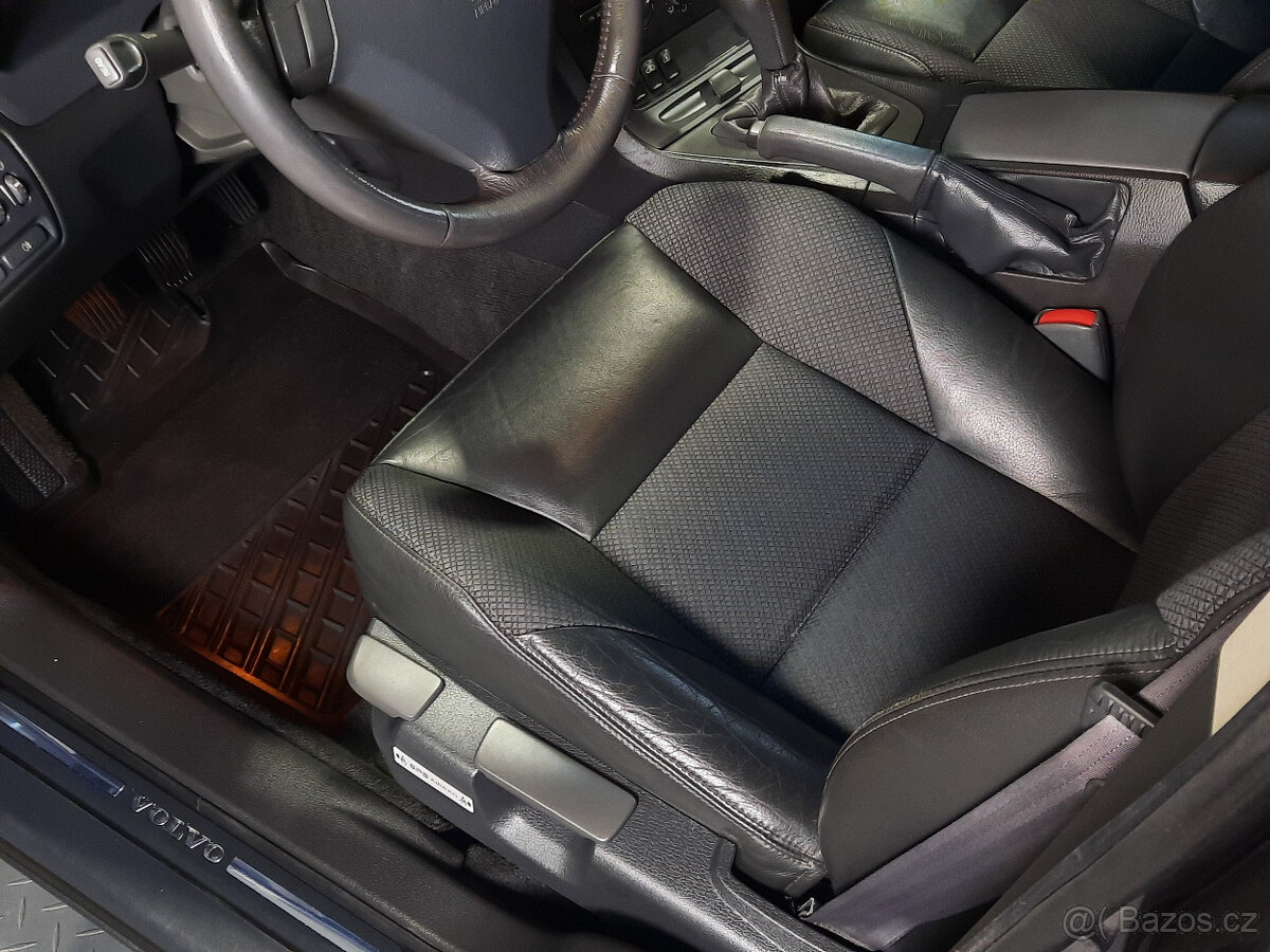 Volvo S60 - 2,4i Comfort TOP stav - 9