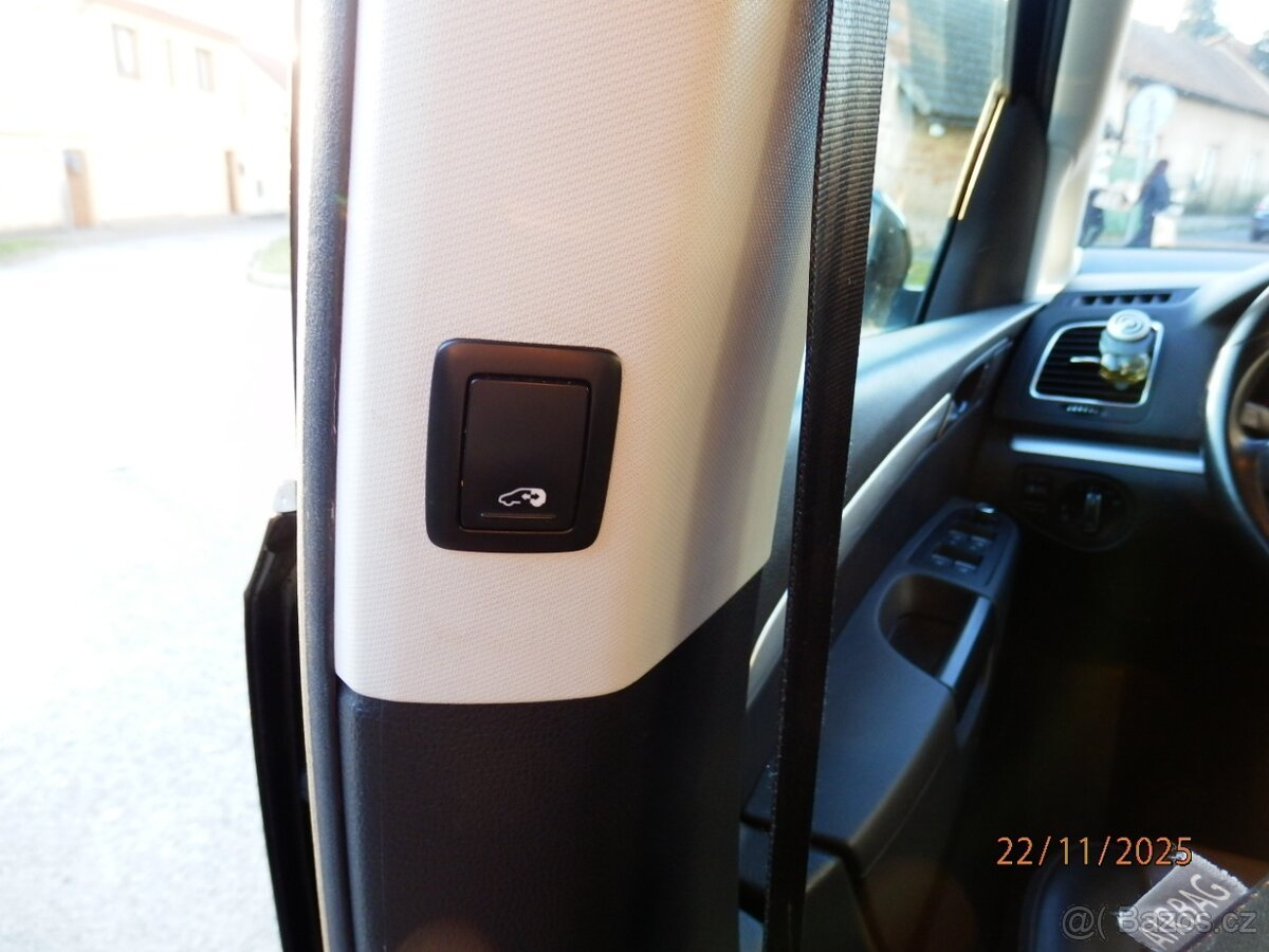 Volkswagen Sharan 2.0. Tdi 130kW DSG r.v.2013 - 9