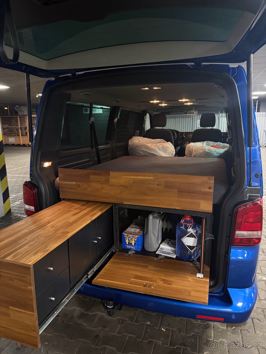 Prodám nebo vyměním: VW CARAVELLE 2.5tdi Automat - 9