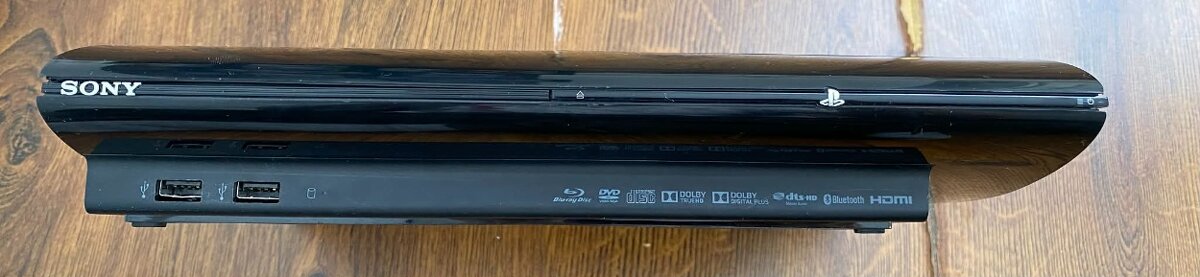 PlayStation 3 Super Slim 60gb - 9