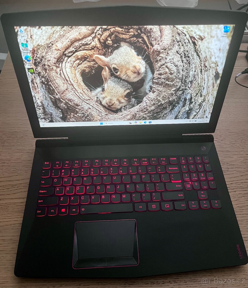 Herní notebook Lenovo Legion - 9