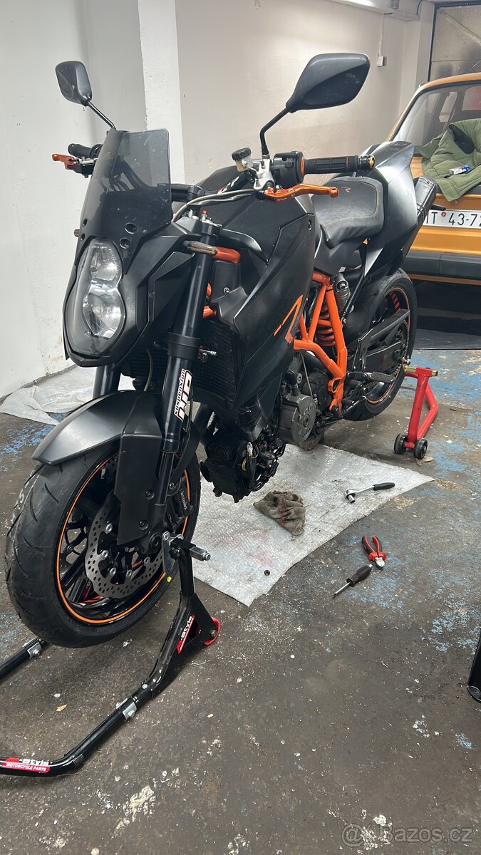 KTM-SuperDuke990R - 9