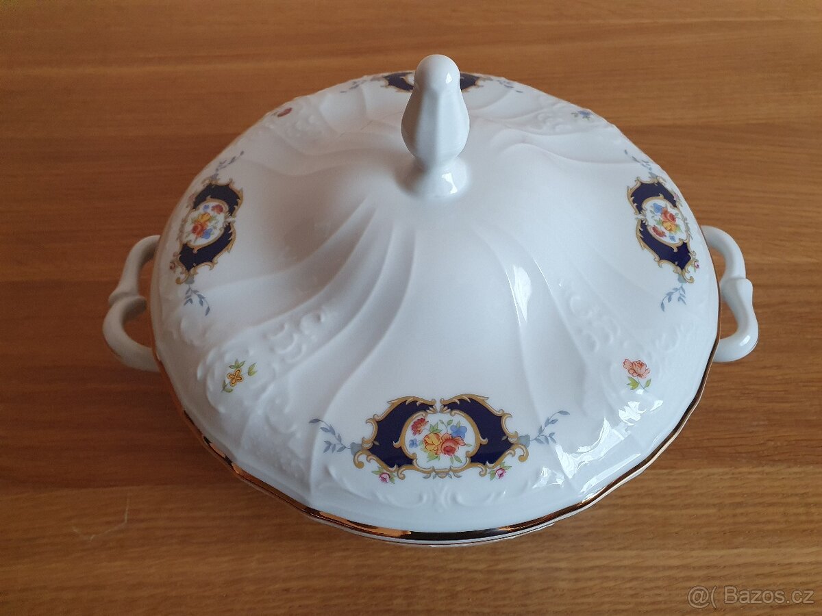 Talířová sada kytky s černým zdobením Bernadotte - 9