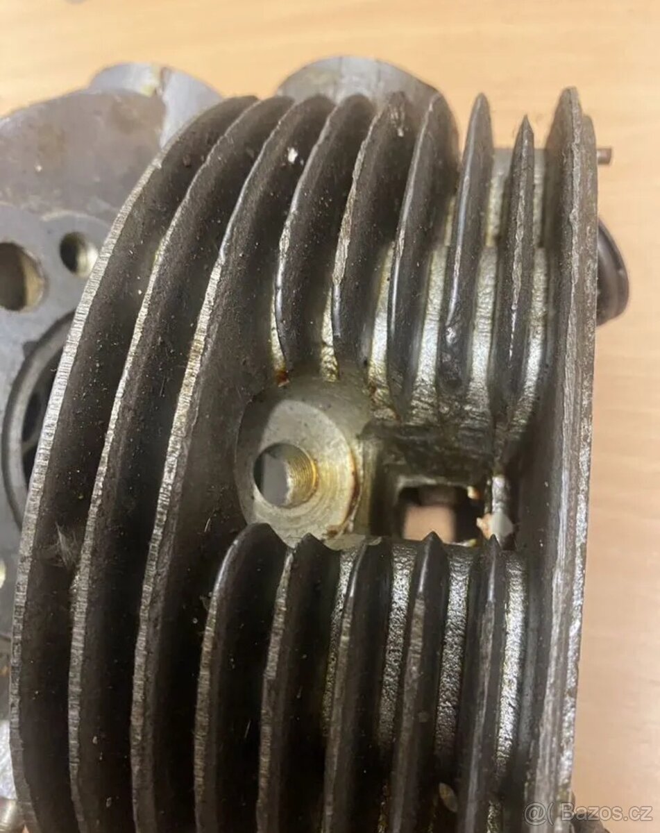 Originální nové hlavy ventily vodítka z vojenského depozitu - 9