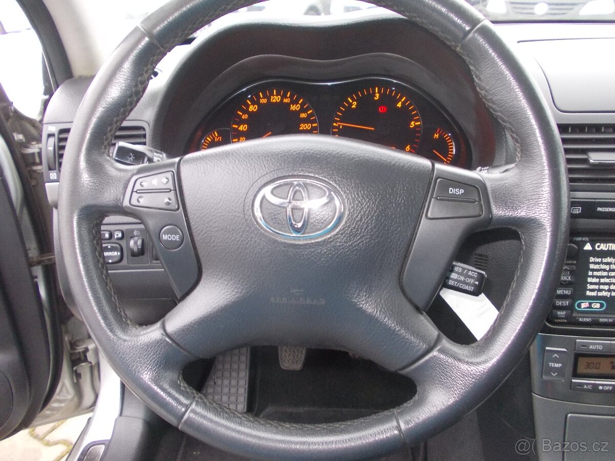 Toyota Avensis, 2.0 D-4D 93KW - 9