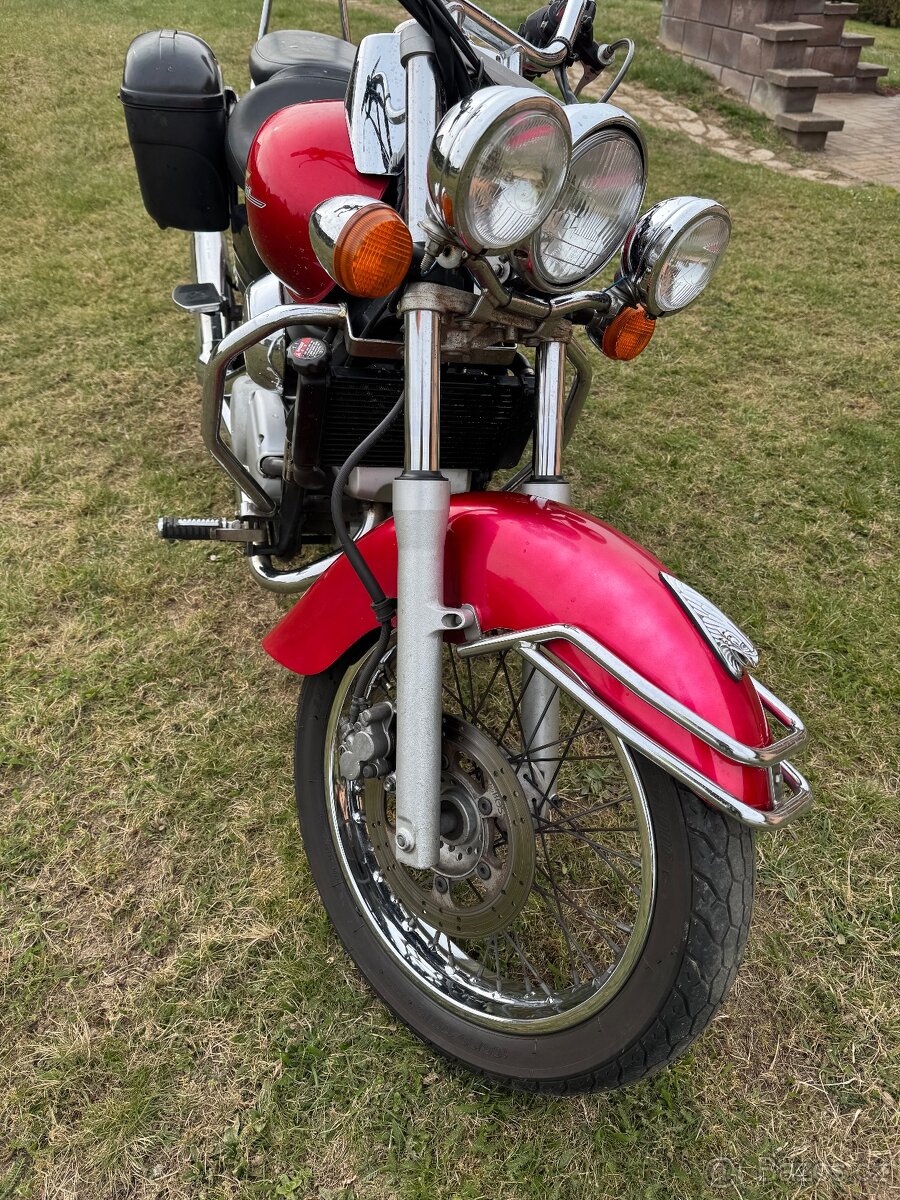Honda VT 125 Shadow - 9