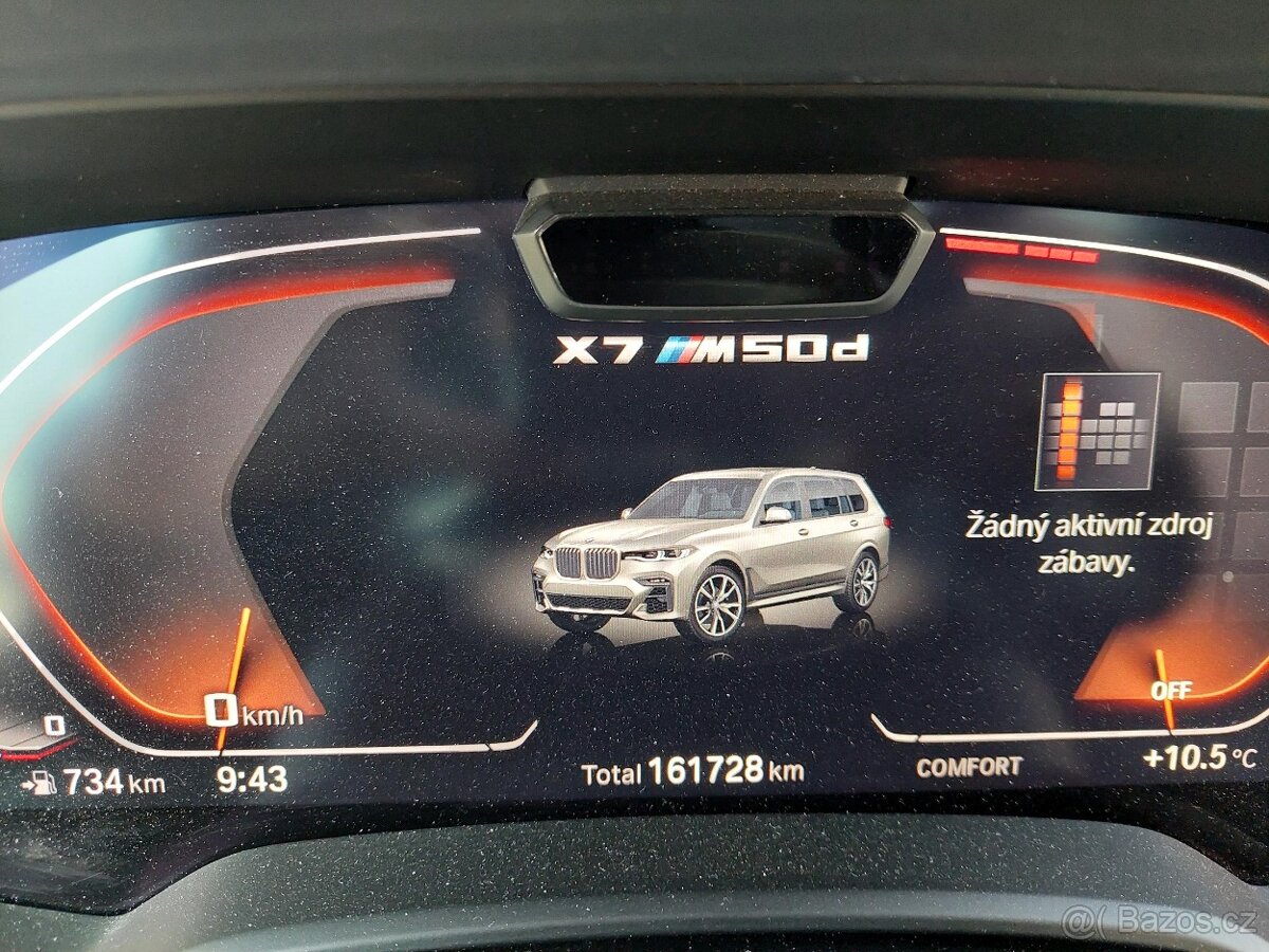BMW X7 M50d Dark Shadow edice, 1. majitel - 9