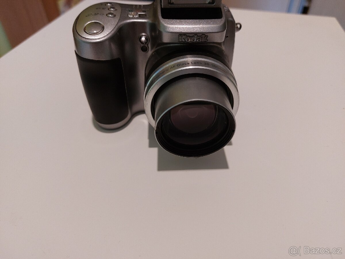 5MPx fotoaparát bezzrcadlovka Kodak easyshare Z740 - 9