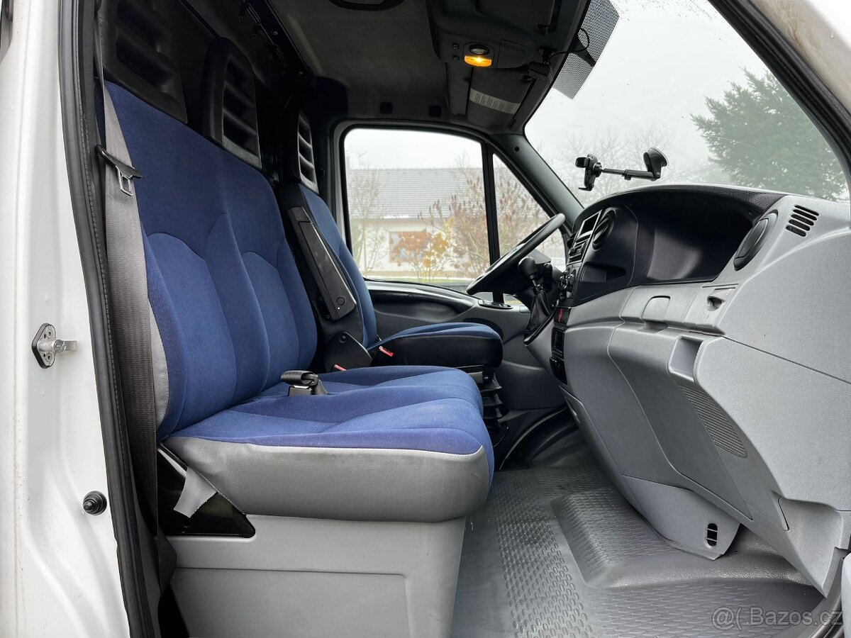 IVECO DAILY 3,0 DIESEL MAXI XXL 2009 - 9