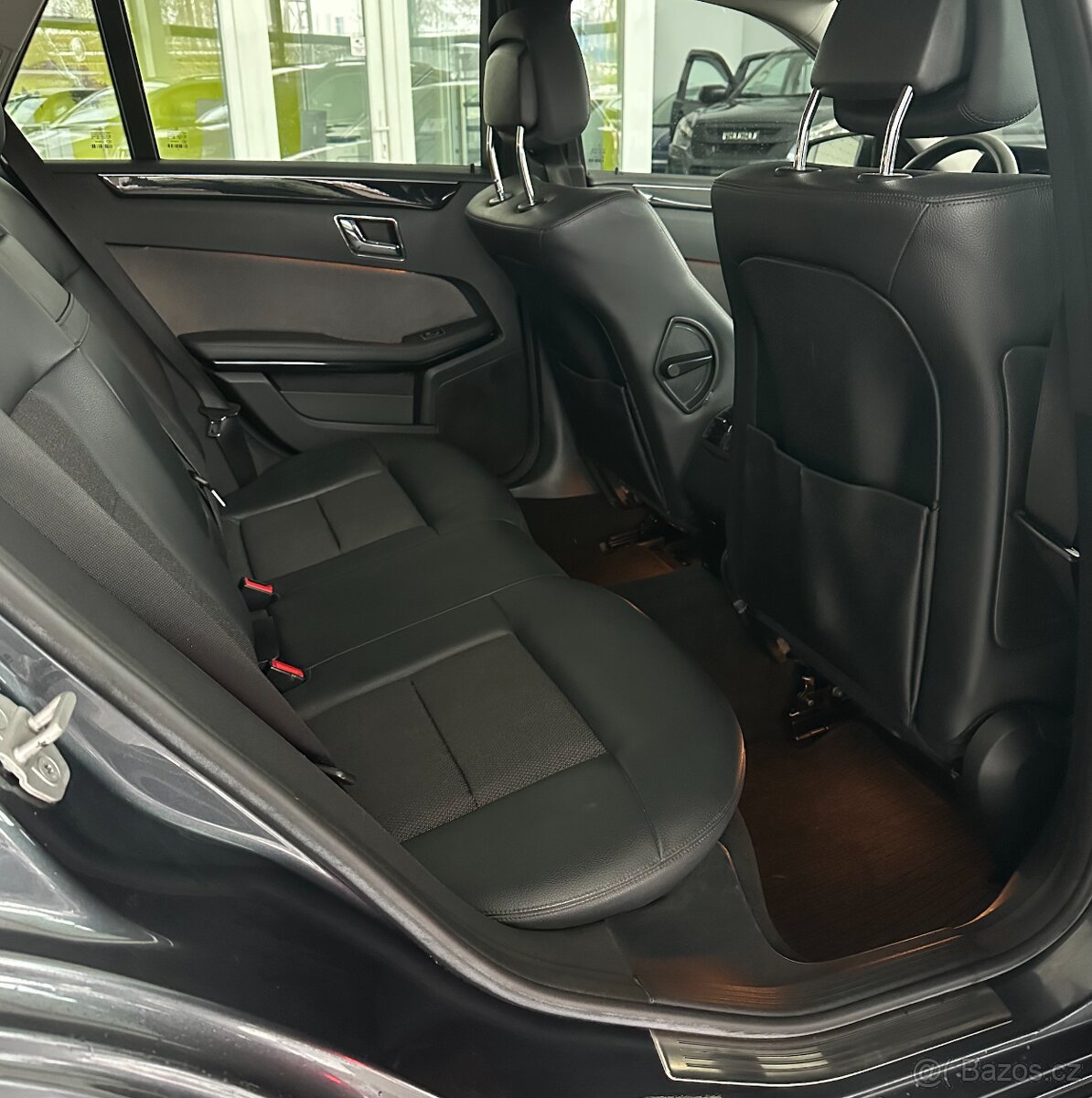 Mercedes-Benz Třídy E, 2.2 Diesel 6-MT Ojeté, 8/2010, 305 2 - 9