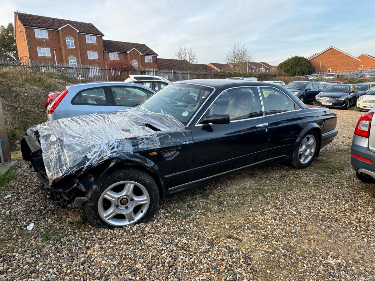 Bentley Continental mulliner R - 9