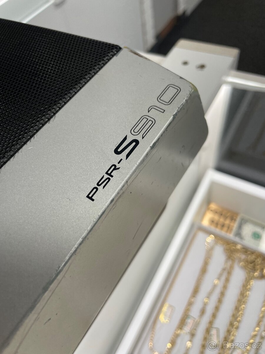 Klávesy Yamaha PSR S910 - 9