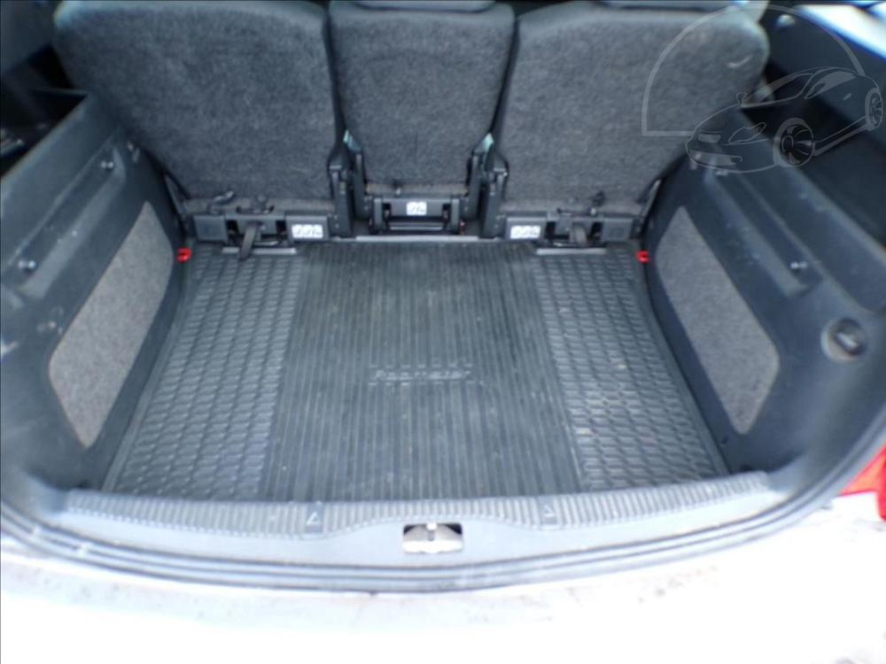 Škoda Roomster 1,4 16V STYLE - 9