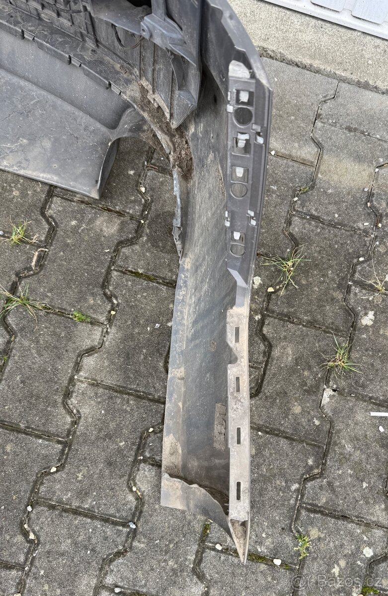 Zadni naraznik - Audi A7 - 9