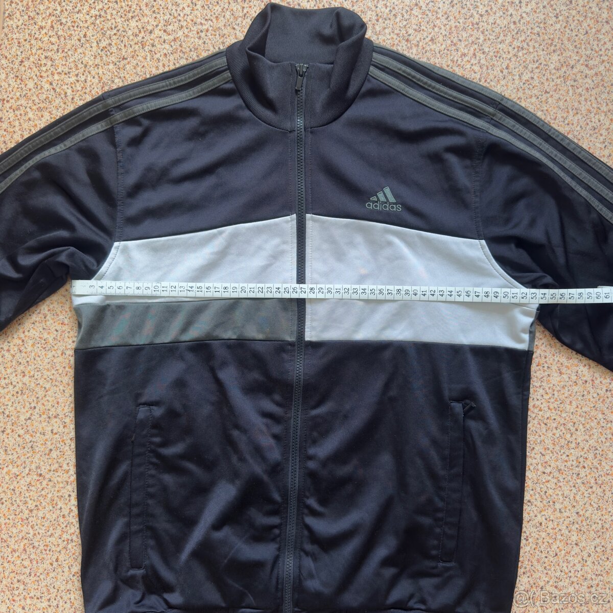 Adidas černá mikina | vel. M | solidní stav - 9