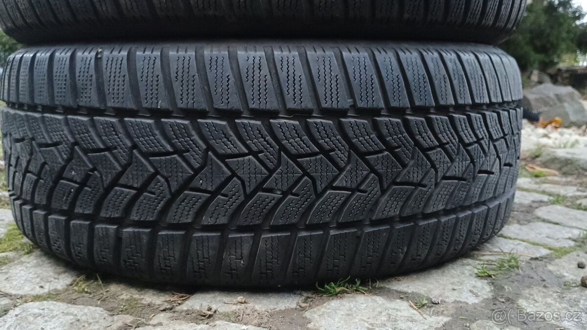 Zimní pneu Dunlop 205/50 R17, 7mm (#181) - 9