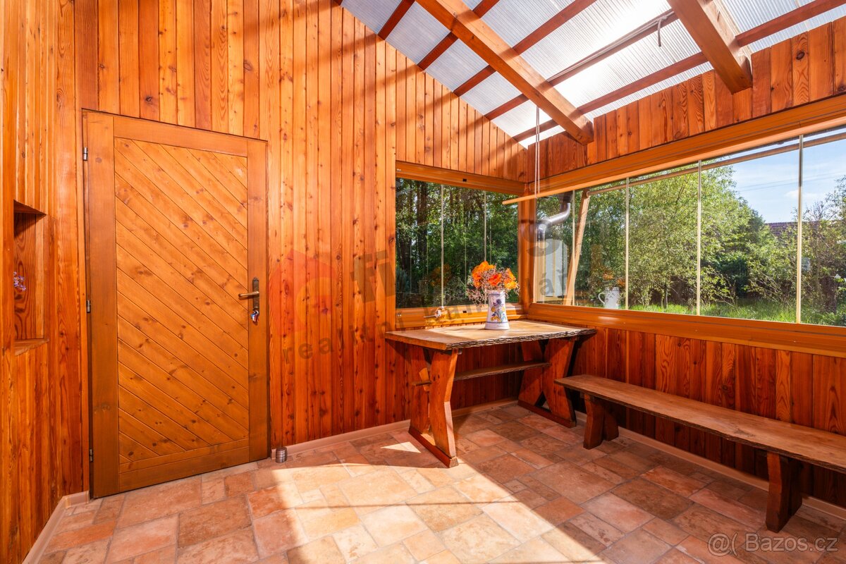 Prodej půvabného domu + stavební parcela v Malém Ježově, obe - 9