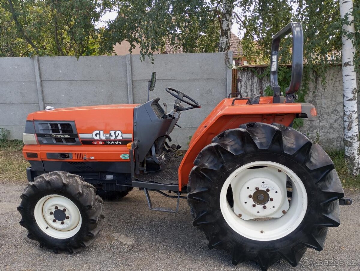 Malotraktor Kubota GL 32 Grandel - 9