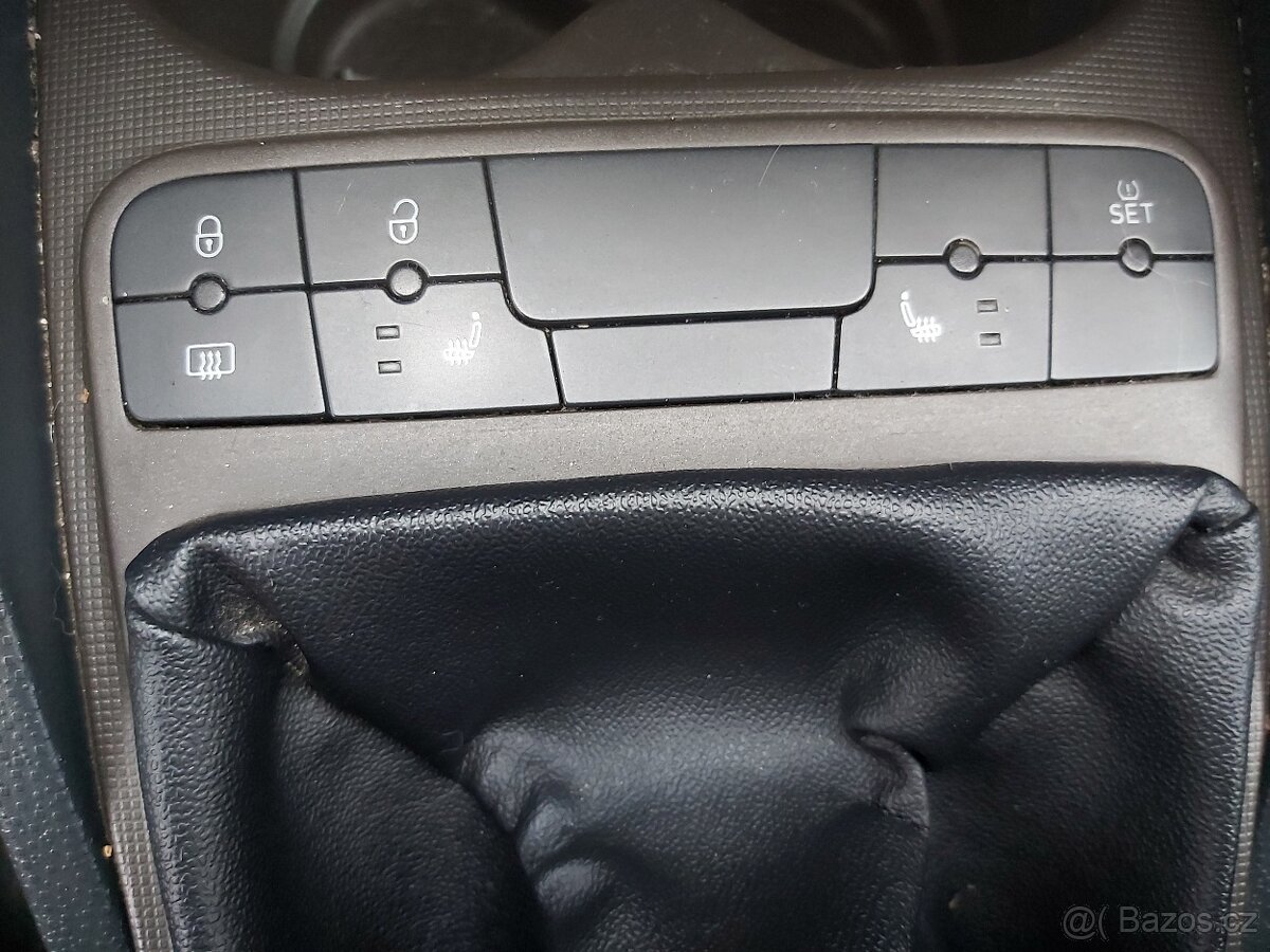 Seat Ibiza 1.6 TDi 77 kw, STYLE, 2013 facelift - 9