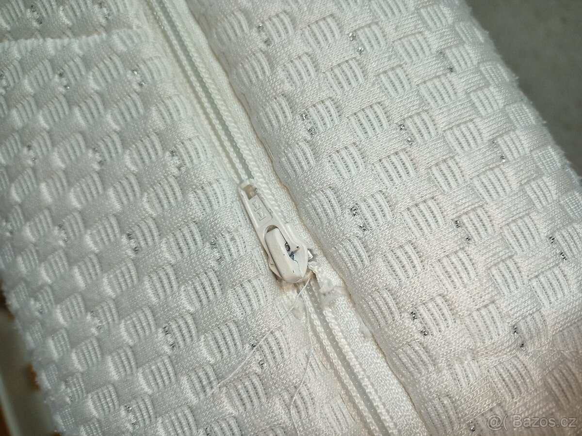 Prodám hezkou postel IKEA Tromsnes 90 x 200 cm - 9