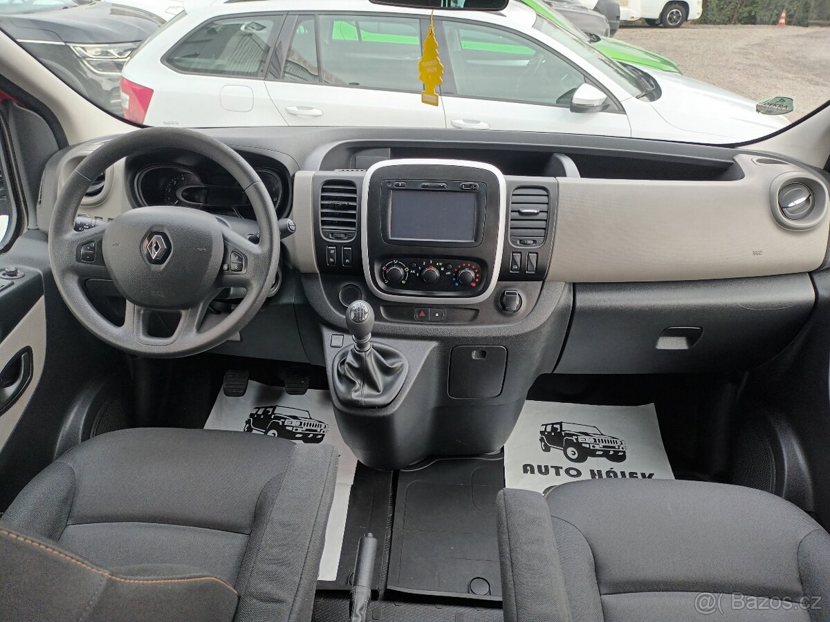 Renault Trafic 1.6dCi 70kW 8-míst ČR DPH - 9