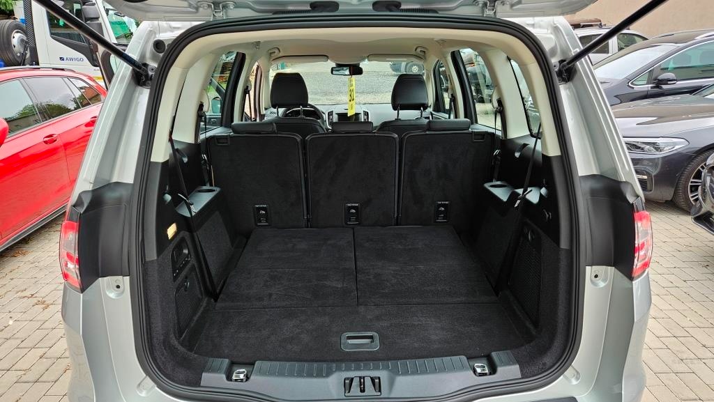 Ford Galaxy 2.5i HEV Titanium 7 míst AT - 9