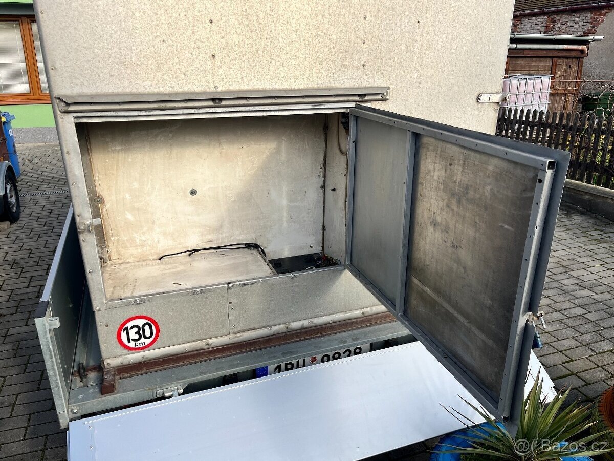 Pojízdná prodejna, vozík až 3,5t - 9