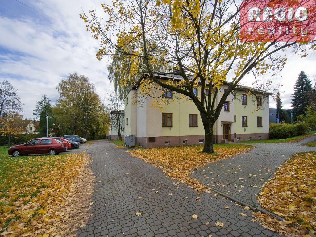 Prodej bytu 2+kk, Místek, ul. Beskydská - 9