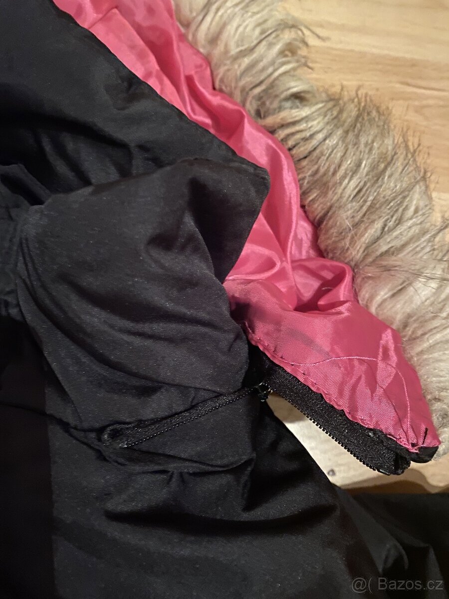 Dámská černá bunda USPA vl.L - 9