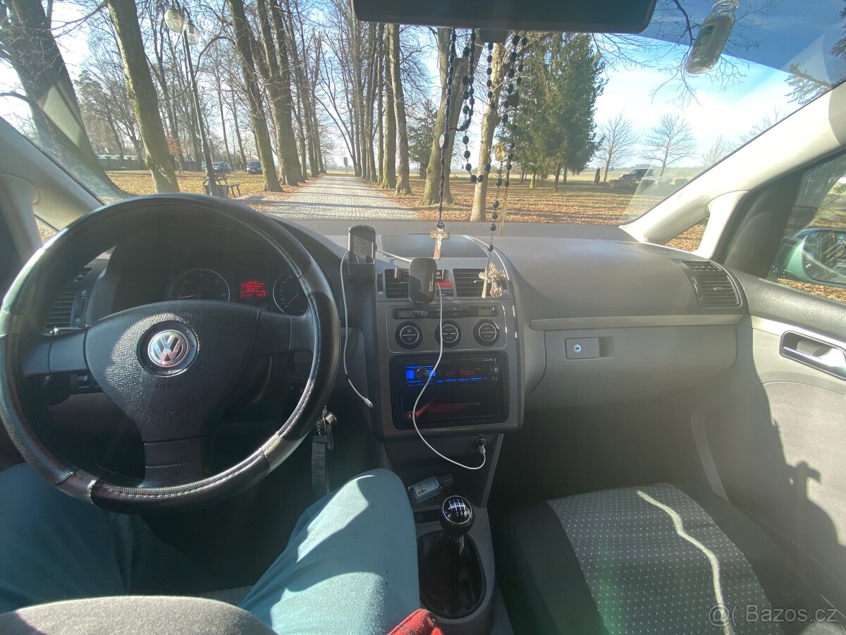 Prodám Volkswagen Touran 1.9TDi - 9