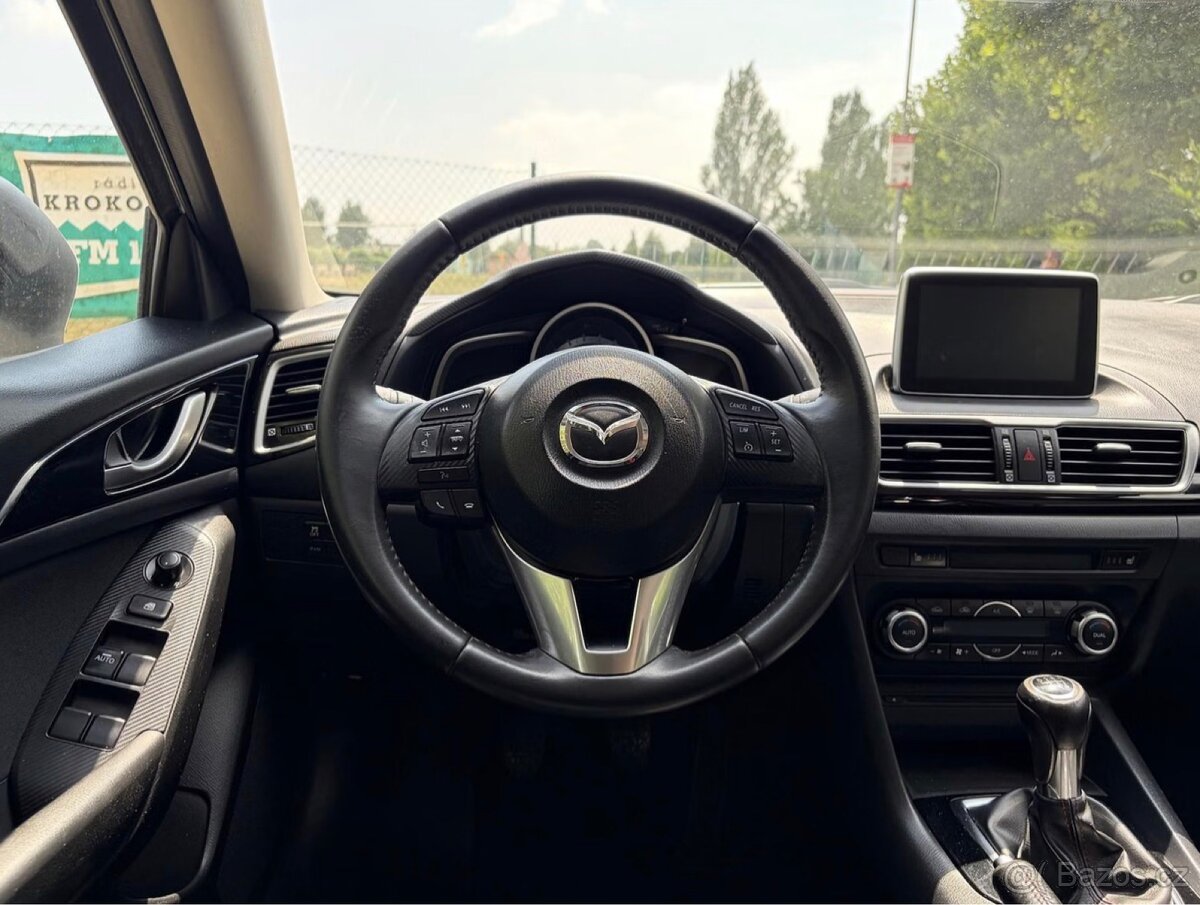 MAZDA 3 2.0 88 KW - BENZÍN - 9