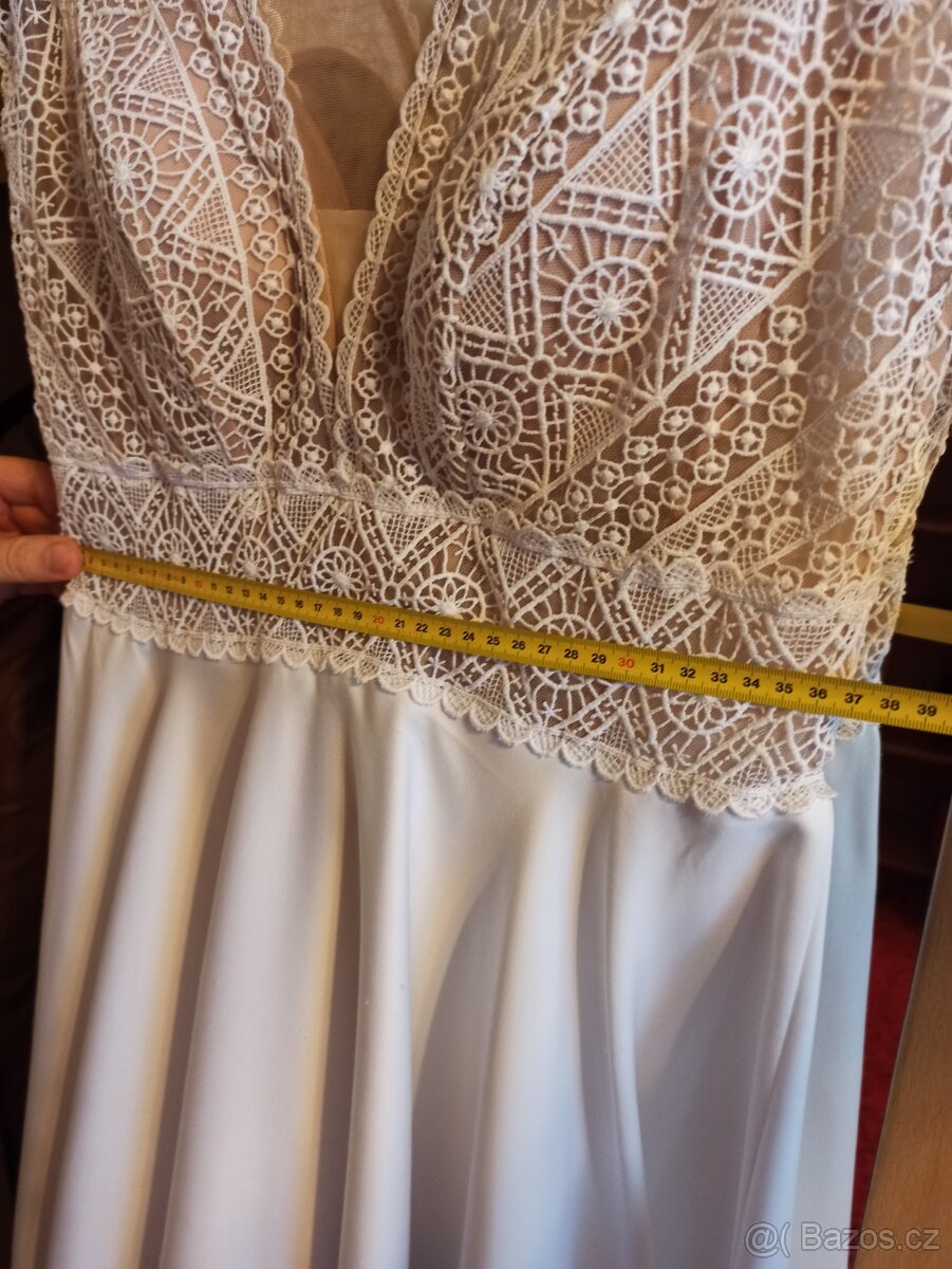Svatební šaty - 9