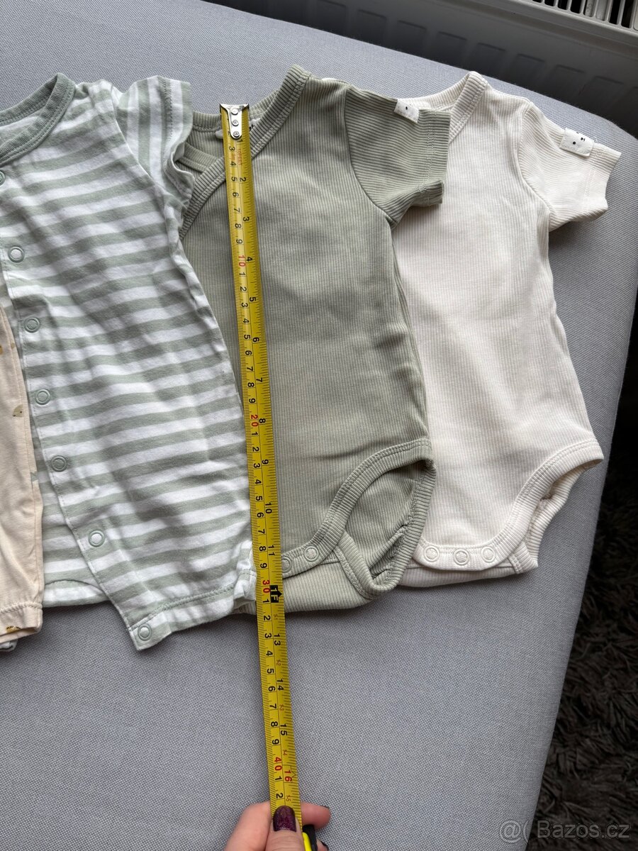 Overaly, rompery, pulovr. Velikost 56-62. - 9