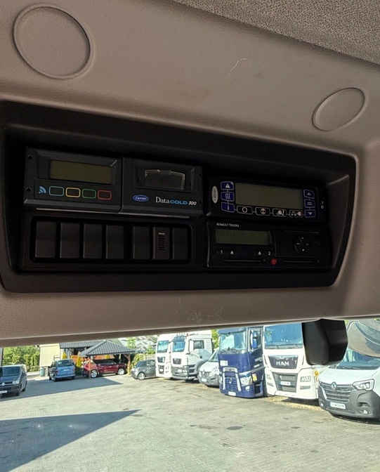 Renault D19.320 - 4x2 – Mrazák - 9