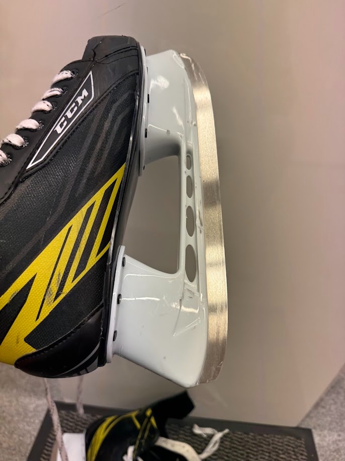 BRUSLE CCM TACKS 1792, vel. 9 /44 - 9