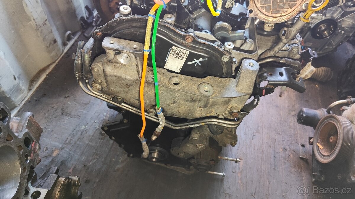 Motor Renault Trafic 2.0 dci M9R 710 Master Vivaro - 9