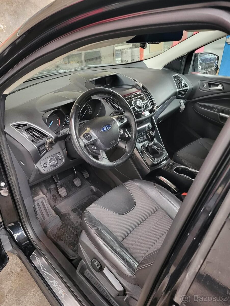 Ford kuga - 9