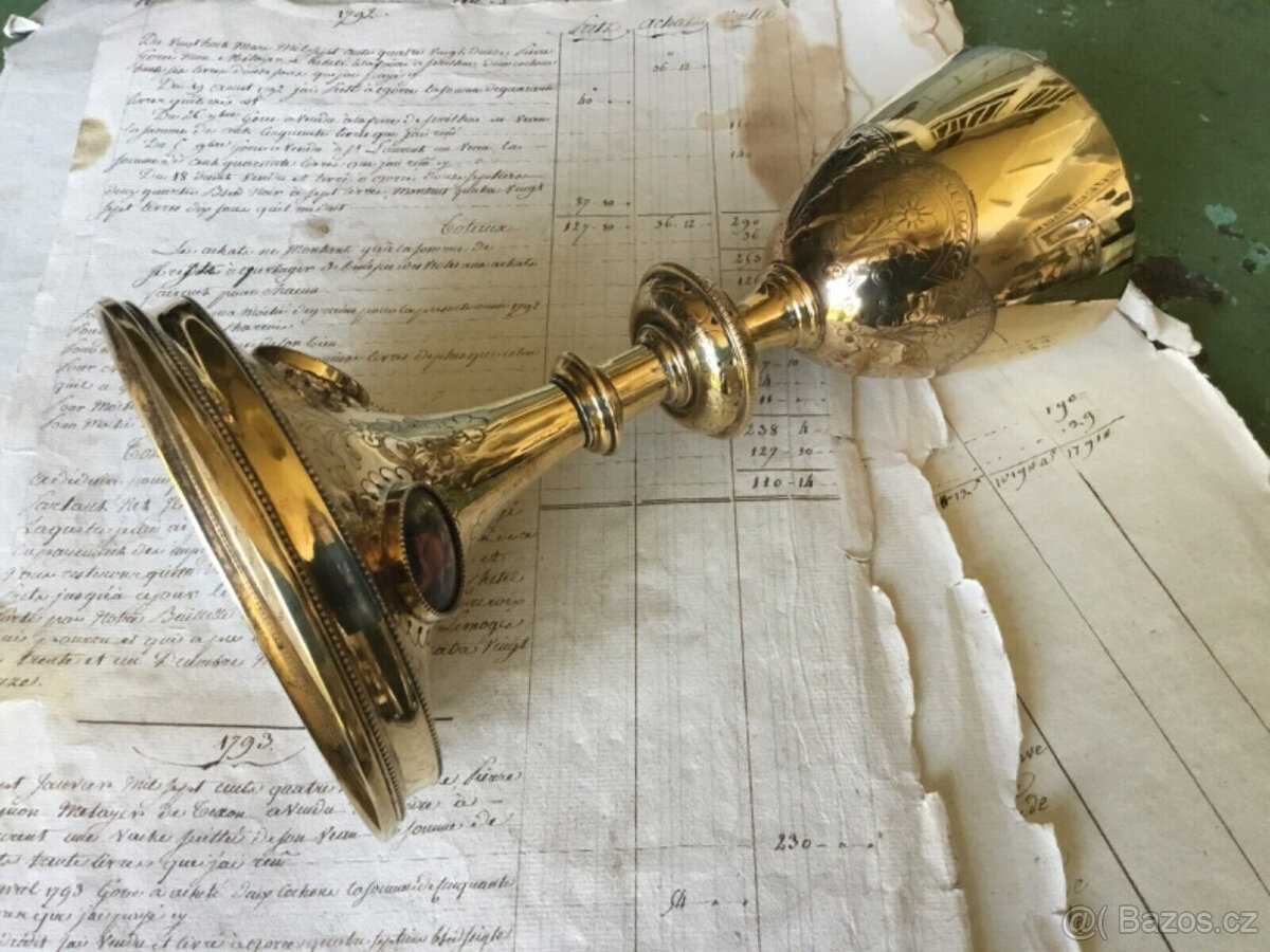 Velké starožitné francouzské kalichy z masivního stříbra, zl - 9