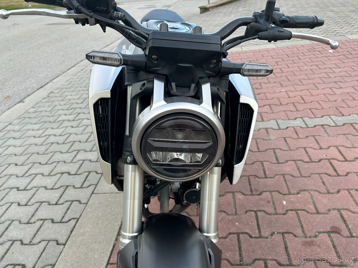 Honda CB 125 R 2021 - 9