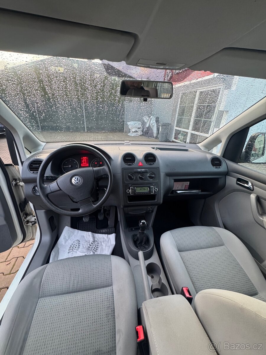 Volkswagen CADDY 2010. 1.9 TDI - 9