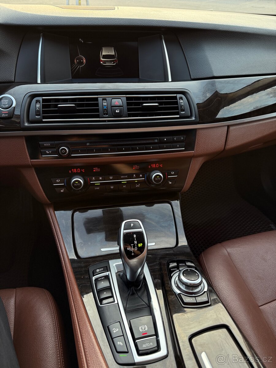 BMW 5 F11 530d - 9
