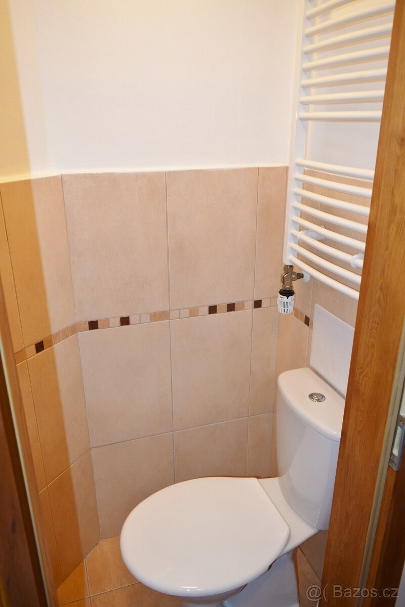 Prodej velmi pěkné garsonky v centru Trutnova - 9