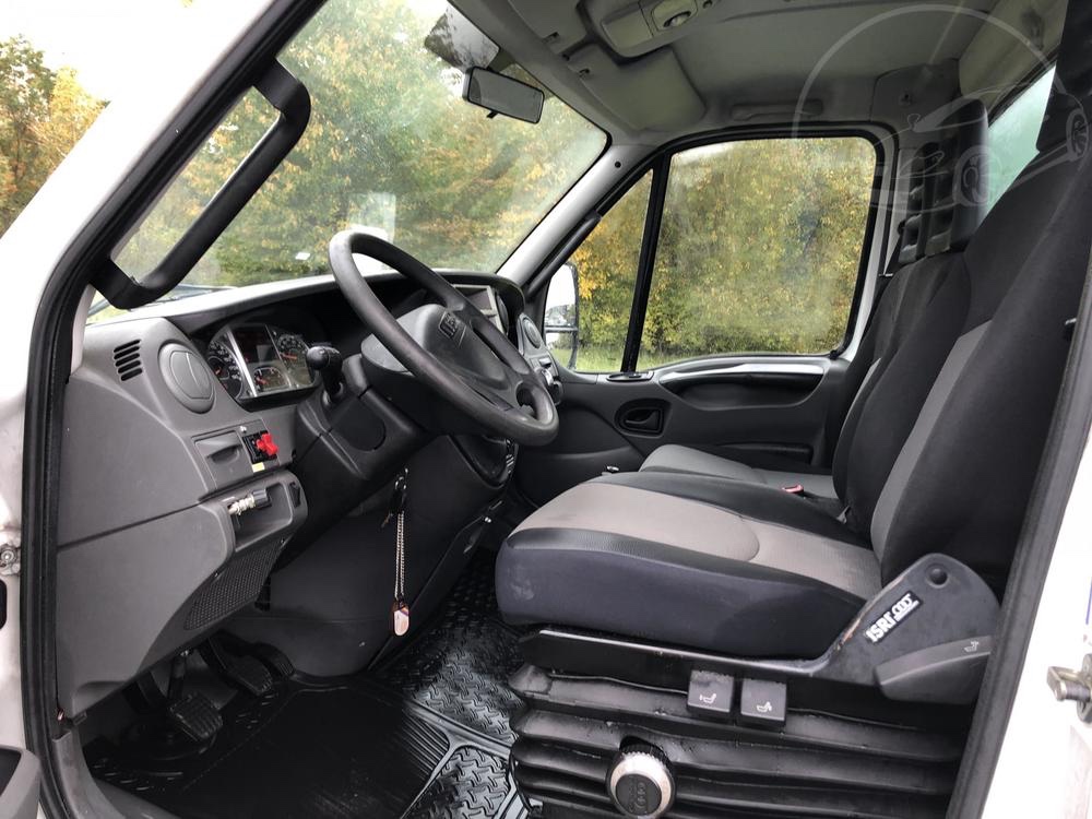 Iveco 65C15 nosič kontejneru - 9