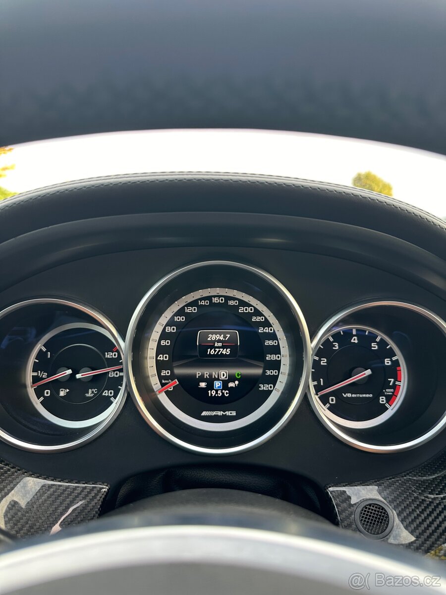 Mercedes Benz CLS 63 AMG - 9