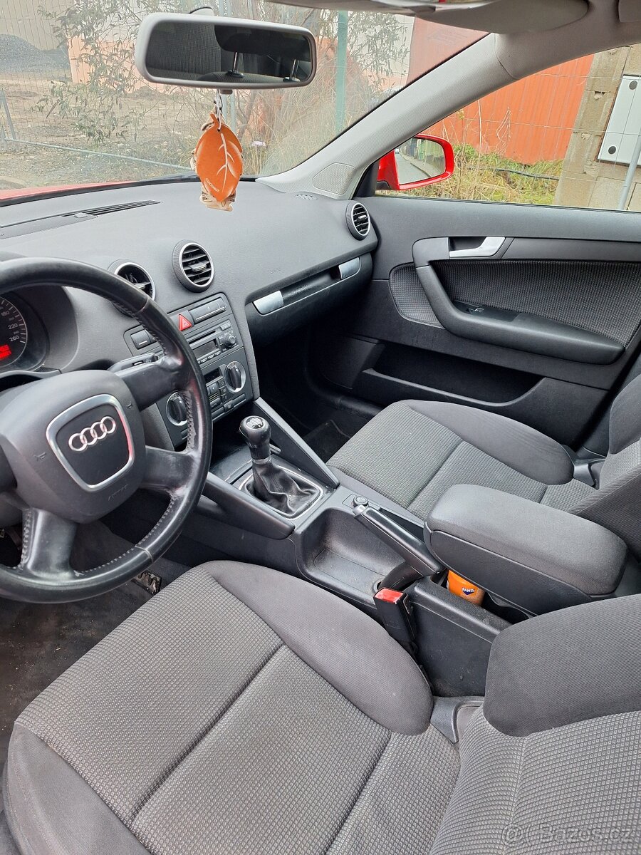 Audi a3 sportback 1.6mpi 75kw - 9