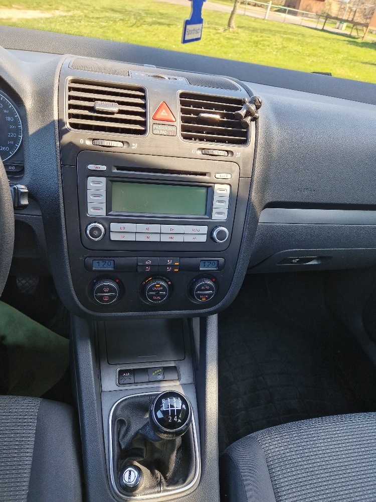 Prodám VW Jetta 1,6 75kw - 9