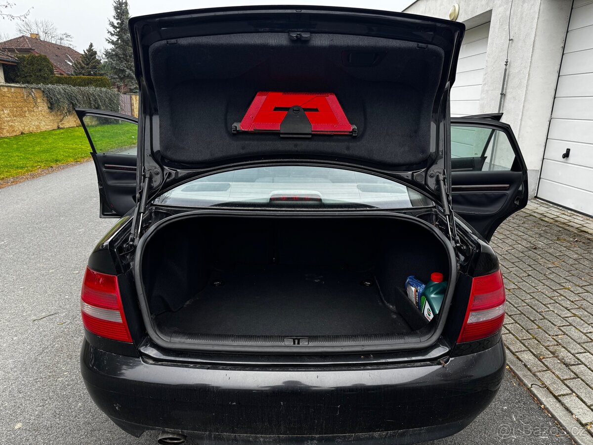 Audi A4 b5 1.8i 92kw - 9