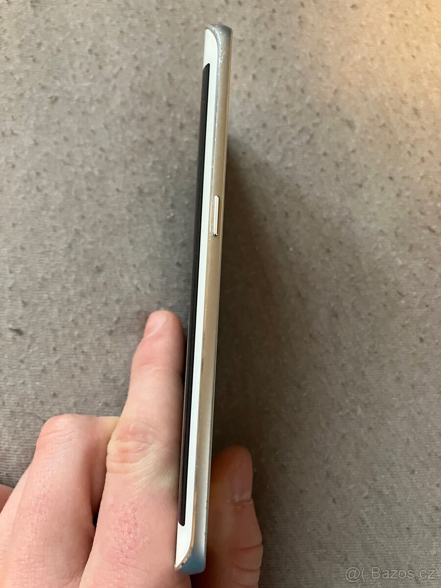 SAMSUNG GALAXY S6 EDGE - 9