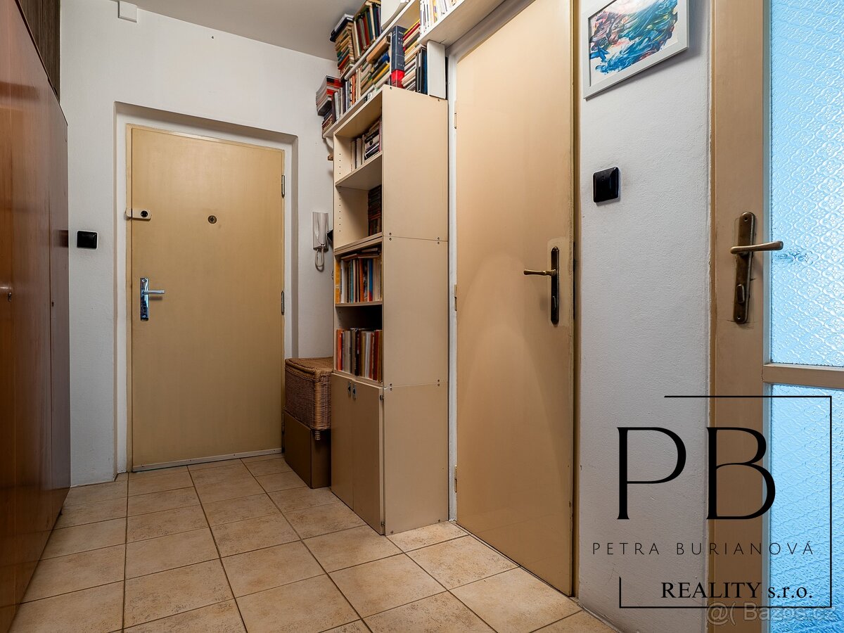 Družstevní byt 2+1 ve Strašnicích s výhledem do zeleně - 9