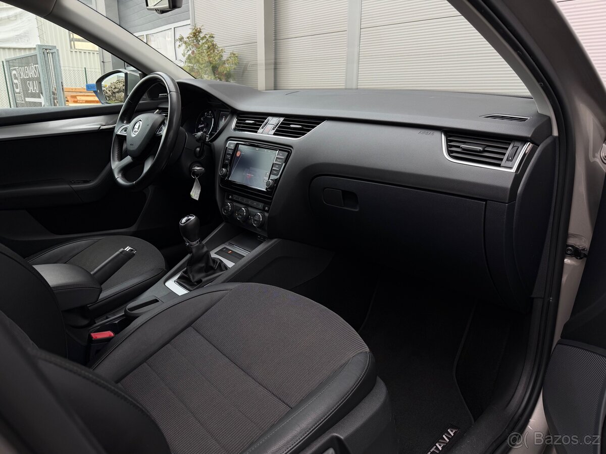 Prodám ŠKODA Octavia 3 Combi 1.4TSi Style Plus - 9